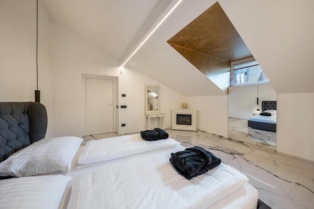 App 301 Palazzo Cavour Apartment Болзано Екстериор снимка