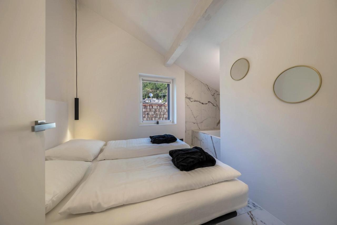 App 301 Palazzo Cavour Apartment Болзано Екстериор снимка