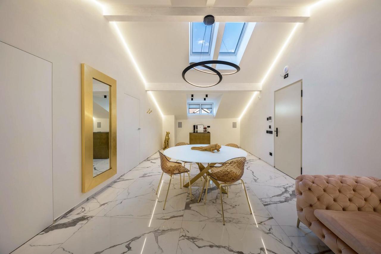 App 301 Palazzo Cavour Apartment Болзано Екстериор снимка